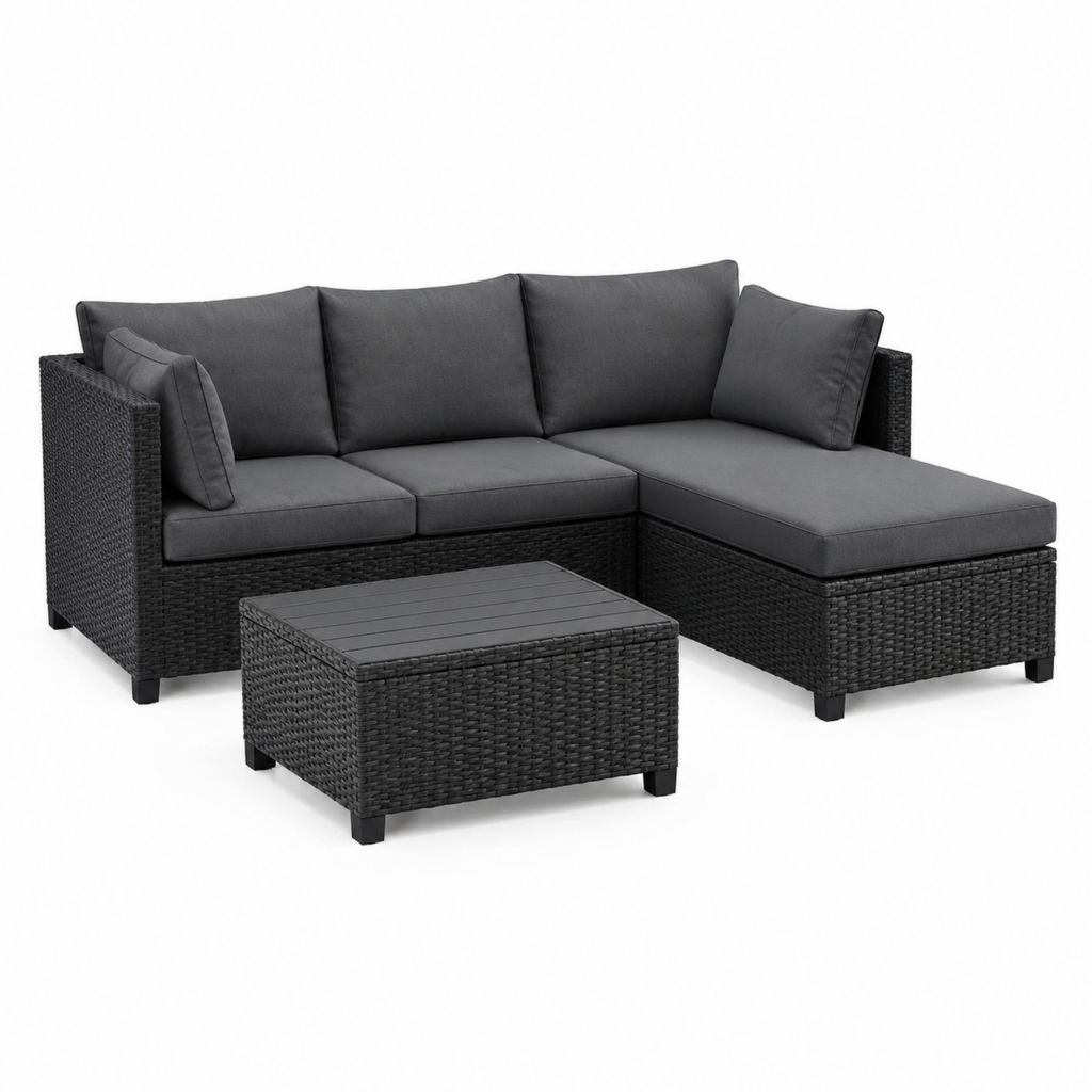 Set divano da giardino angolare con chaise longue nero in rattan PE e acciaio 180 x 130 x 63 cm con tavolino 70 x 50 x 33 cm
